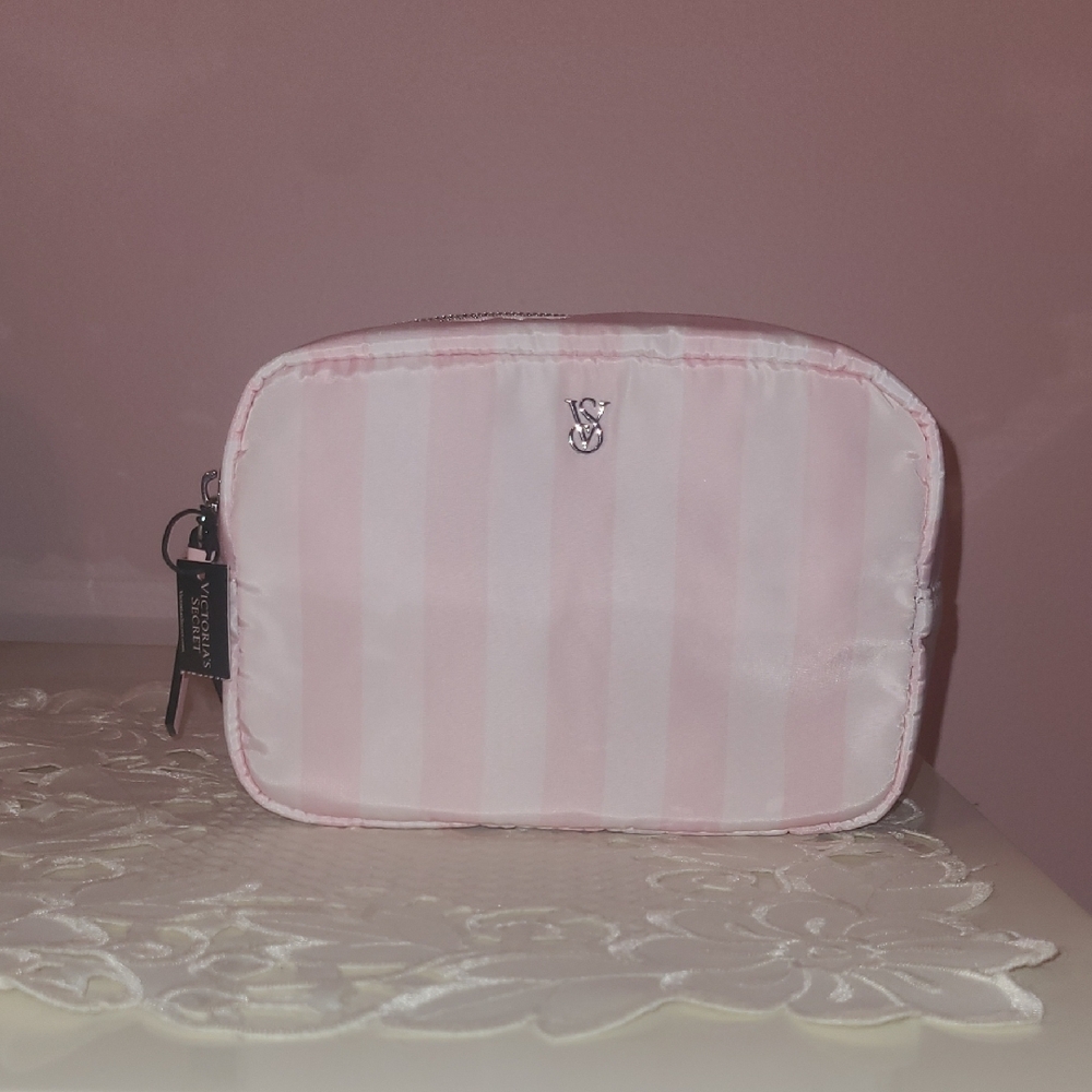 Victoria's Secret Pink and White Cosmetic Bag